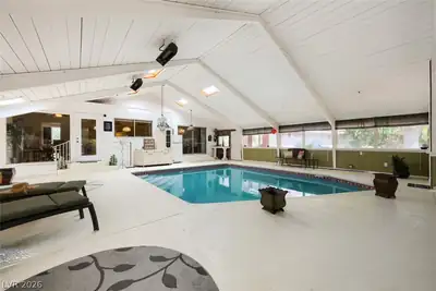 7082 Mira Vista Street, Las Vegas, NV 89120 Pool