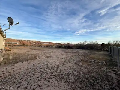 1775 West Topsy Avenue, Moapa, NV 89025 Yard
