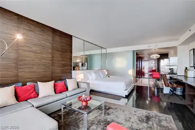 4381 West Flamingo Road 1218 Las Vegas, NV 89103