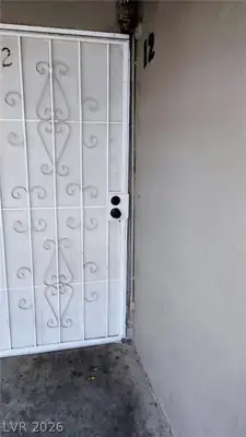 208 Orland Street 12 Entry