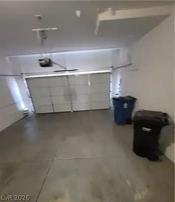 677 Principle Point Avenue, Henderson, NV 89012 Garage