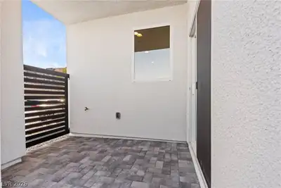 8629 Ensworth Street 105 Patio