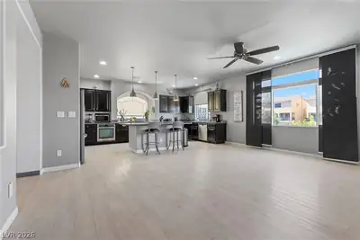 6794 Medovina Court, Las Vegas, NV 89139 Kitchen