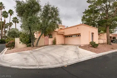 3202 Brookfield Drive Las Vegas, NV 89120