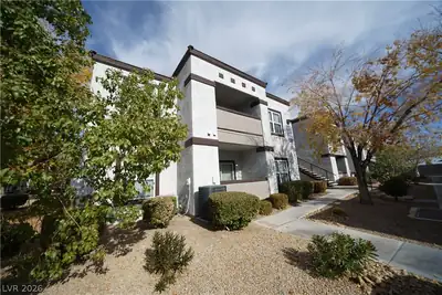 7255 West Sunset Road 1121, Las Vegas