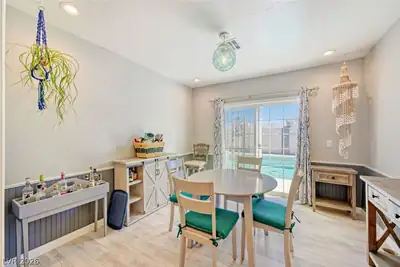 584 Mona Lane, Henderson, NV 89015 Dining Area