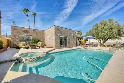584 Mona Lane, Henderson, NV 89015 Pool