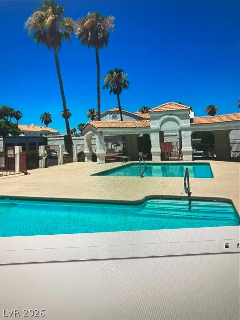 1800 Edmond Street 213