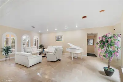 2525 Driftwood Drive, Las Vegas, NV 89107 Living Room