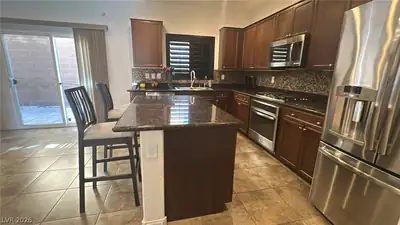 10718 Fenway Park Avenue, Las Vegas, NV 89166 Kitchen