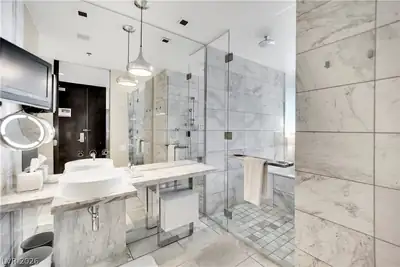 4381 West Flamingo Road 1903, Las Vegas, NV 89103 Bathroom
