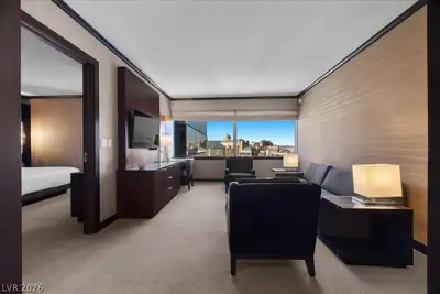 2600 West Harmon Avenue 37010 Living Room