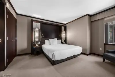 2600 West Harmon Avenue 37010 Bedroom