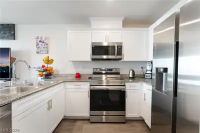 2854 Azure Moon Court, North Las Vegas, NV 89086 Kitchen