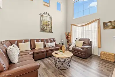 1419 Red Sunset Avenue, Henderson, NV 89074 Living Room