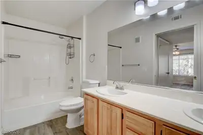 5710 East TROPICANA Avenue 2199 Primary Bathroom