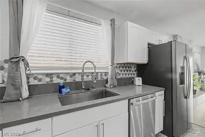 5816 West Cherokee Avenue Kitchen