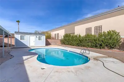 5816 West Cherokee Avenue Pool