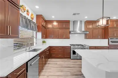 7260 Grace Estate Avenue, Las Vegas, NV 89113 Kitchen