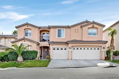 10105 Shore Pine Avenue, Las Vegas