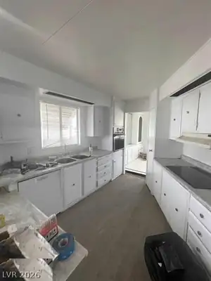 5580 East Carey Avenue Kitchen