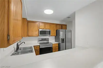6885 Tamarus Street 101 Kitchen
