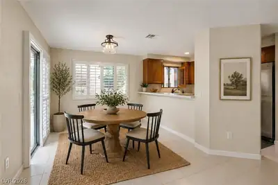 6885 Tamarus Street 101 Dining Area