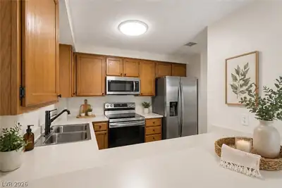 6885 Tamarus Street 101 Kitchen