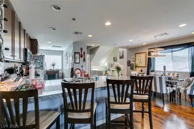 1525 Spiced Wine Avenue 17105 Kitchen