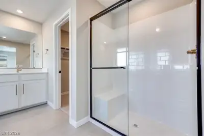 4352 Tallow Falls Avenue, Las Vegas, NV 89141 Primary Bathroom
