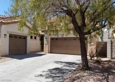 1700 Ravanusa Drive, Henderson, NV 89052 Front of Structure