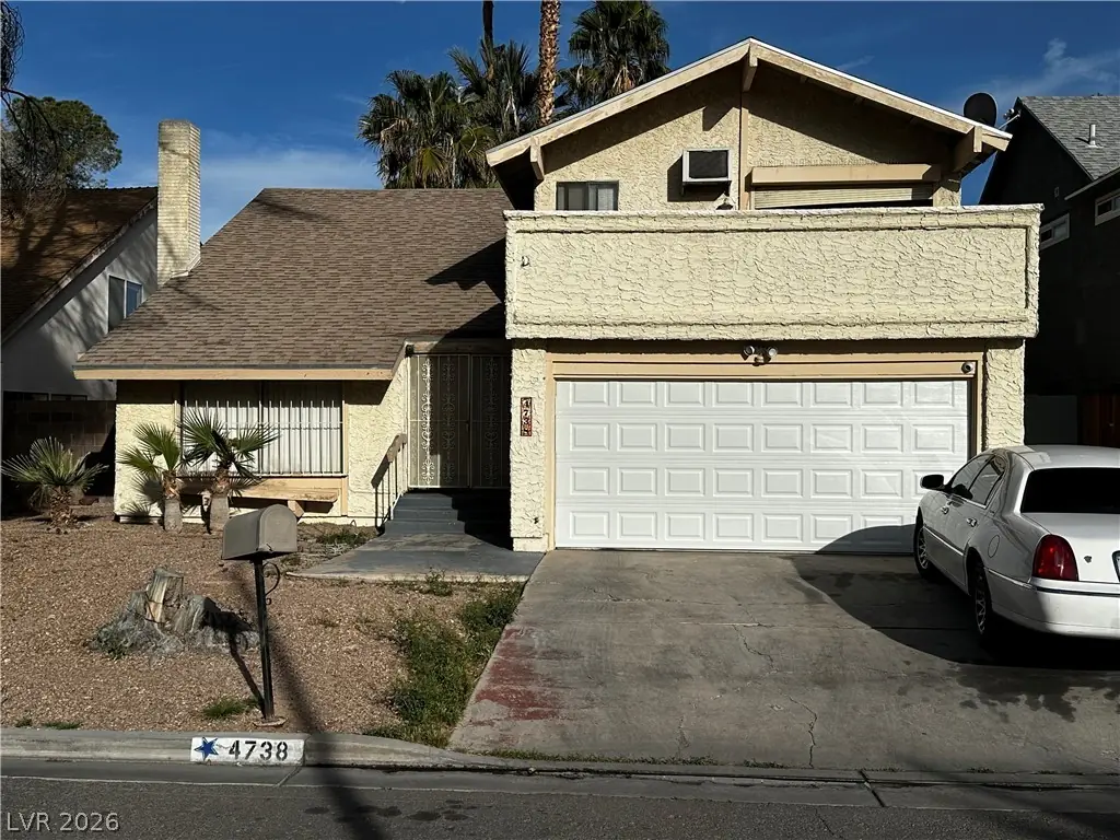 4738 Mountain Valley Road, Las Vegas, NV 89121