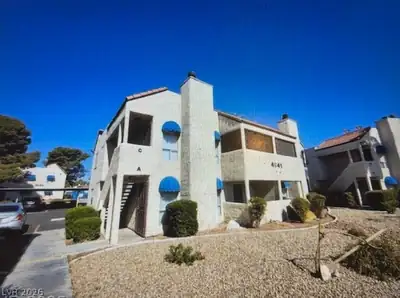 4941 Newport Cove Drive B Las Vegas, NV 89119