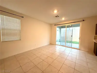 6999 Bard Avenue Dining Area