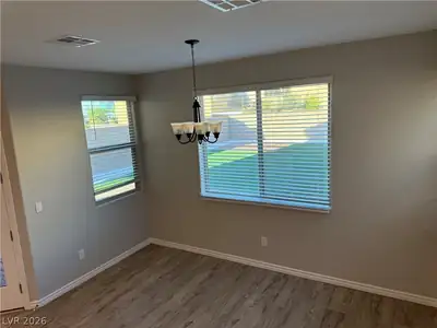 12528 Mosticone Way Dining Area