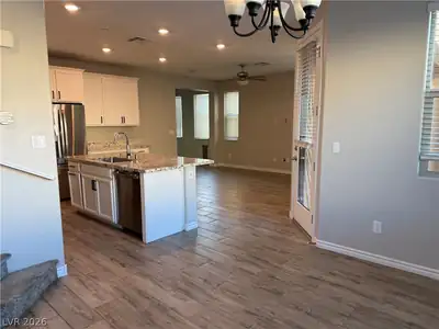 12528 Mosticone Way Kitchen