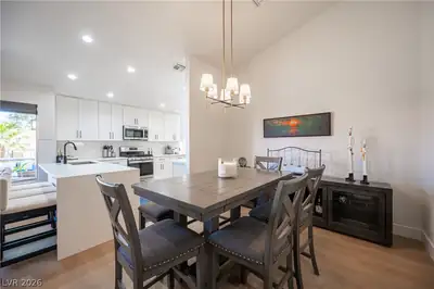 2548 Tumble Brook Drive Dining Area