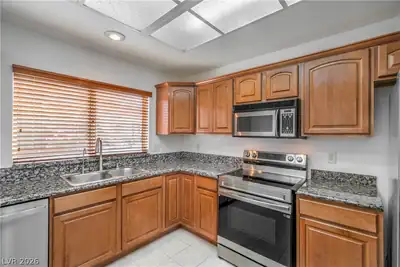 8509 Festival Drive, Las Vegas, NV 89134 Kitchen