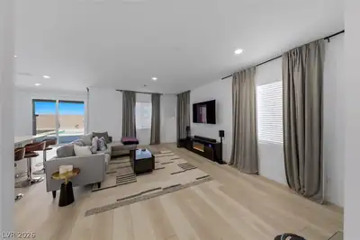 290 Robson Ridge Lane, Henderson, NV 89015 Living Room