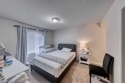 4400 South Jones Boulevard 2061 Bedroom