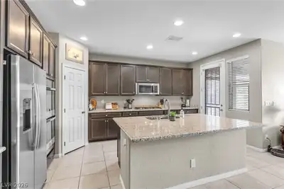 71 Gosia Grove Avenue, North Las Vegas, NV 89031 Kitchen