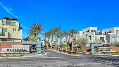 11256 Rainbow Peak Avenue 202 Las Vegas, NV 89135