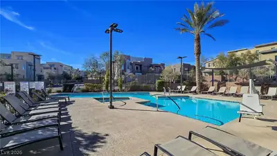 11256 Rainbow Peak Avenue 202 Pool