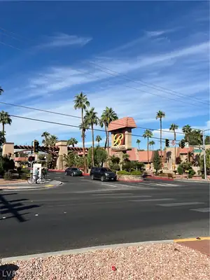 5404 River Glen Drive 353, Las Vegas