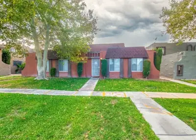 4674 Monterey Circle 1, Las Vegas
