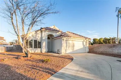 4400 Sandhorse Court, Las Vegas, NV 89130 Front of Structure
