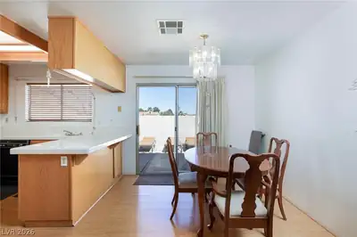 2546 Wolverton Avenue, Henderson, NV 89074 Dining Area