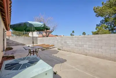 2546 Wolverton Avenue, Henderson, NV 89074 Patio