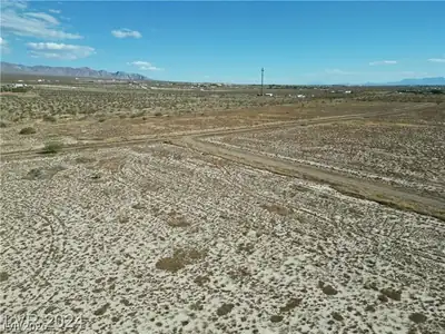 360 East Butte Street Aerial View