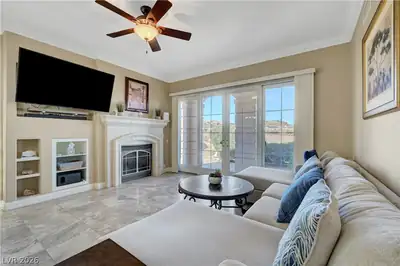 10 Via Visione 101, Henderson, NV 89011 Living Room